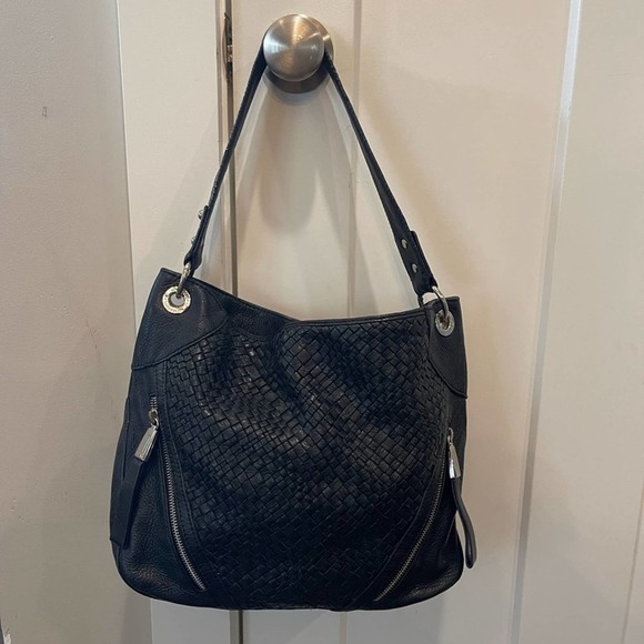 b. makowsky Handbags - B Makowsky Large Black Leather Shoulder Bag
